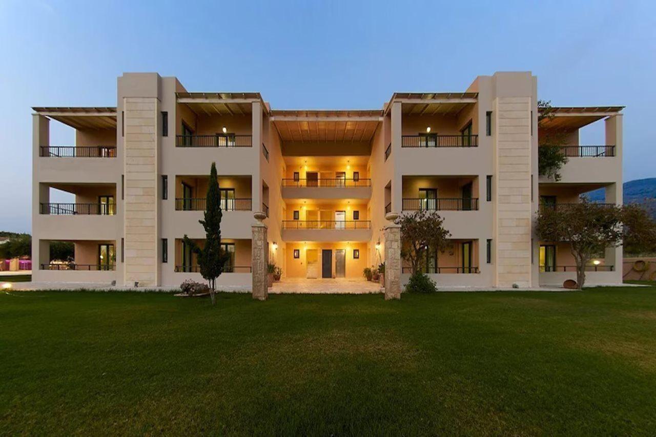 Golden Bay Hotel Apartments マリア エクステリア 写真
